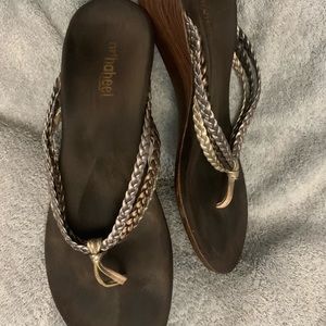 Orthaheel sandal metallic colors size 7.